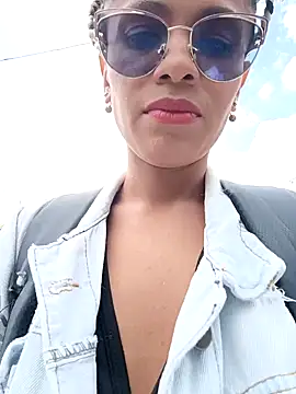 BlairSamy online show from December 25, 2024, 6:09 pm