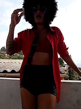 BlairSamy online show from February 13, 2025, 8:45 pm