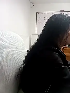 alexa-cooper- online show from December 24, 2024, 3:16 pm