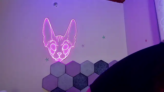 Horny tgn online show from February 17, 2025, 9:30 pm