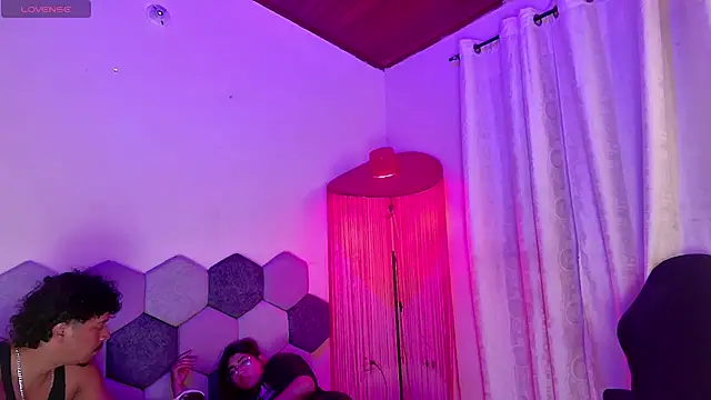 Horny tgn online show from April 21, 2026, 6:34 pm