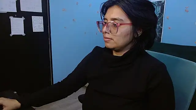 X CHERRY XX online show from June 26, 2026, 2:38 am