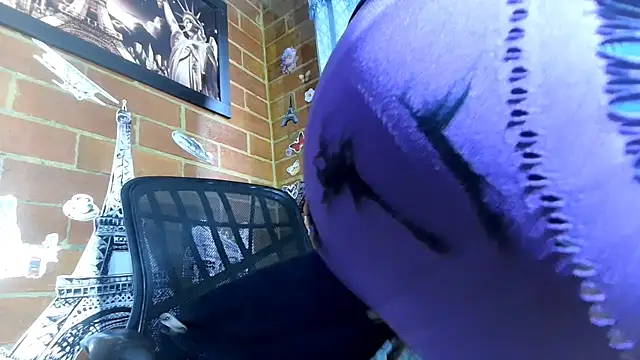 ValeriaLacrozee online show from March 12, 2025, 8:52 pm