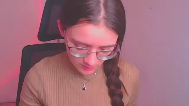 Josephine jo online show from December 12, 2024, 12:33 pm