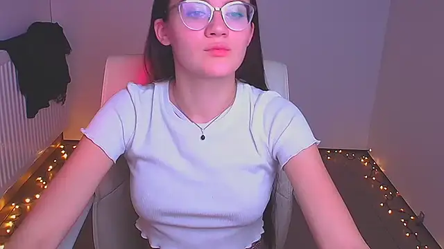 Josephine jo online show from December 20, 2024, 4:42 am