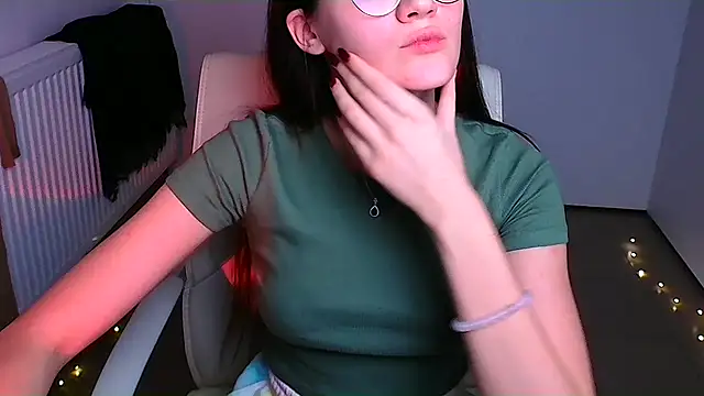 Josephine jo online show from December 21, 2024, 4:30 am