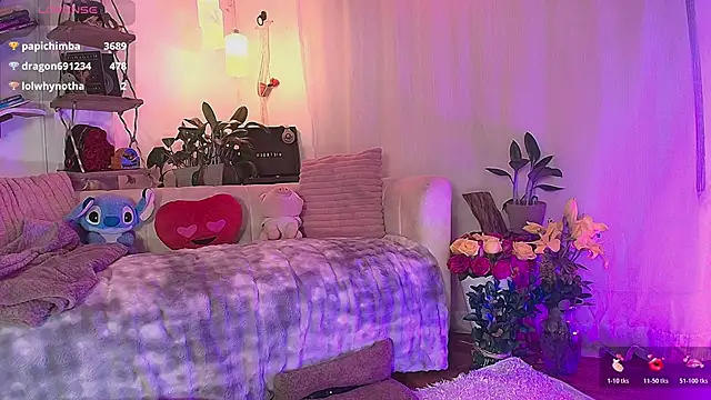 HANNAH LOVEE online show from June 5, 2026, 6:52 am