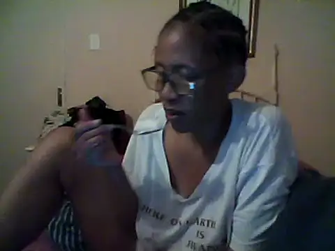 bustybillies online show from March 9, 2025, 6:32 pm