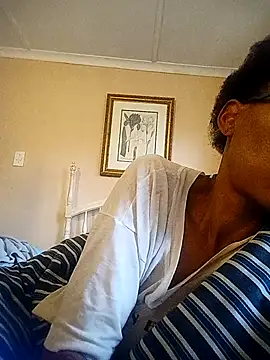 bustybillies online show from November 7, 2025, 4:45 am