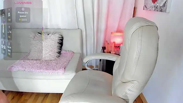 anyi restrepo online show from October 20, 2025, 12:27 pm