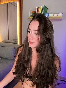 FridaKlein online show from January 17, 2025, 1:04 am