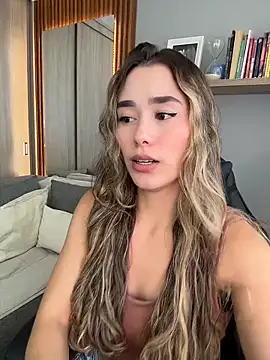 FridaKlein online show from April 21, 2026, 8:01 pm