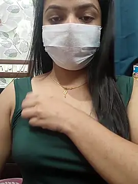 Myloveurvi online show from September 25, 2025, 12:53 pm