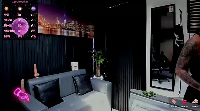 ZhoeStrong online show from February 7, 2025, 6:24 pm