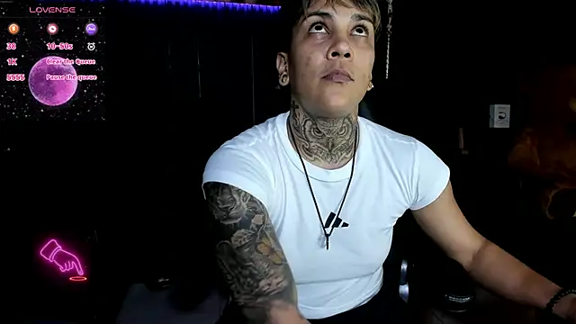 ZhoeStrong online show from March 10, 2025, 8:23 pm