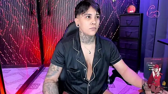 ZhoeStrong online show from February 21, 2026, 3:02 pm