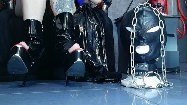 LusstCruella online show from March 22, 2025, 5:31 pm