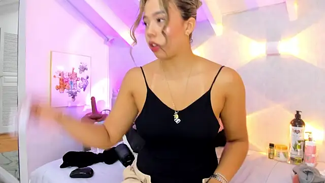 Martina Miiller online show from March 24, 2026, 1:05 pm