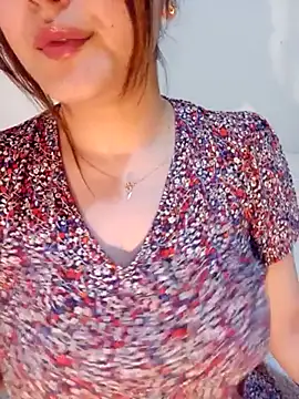 Snapshot of im_here- chatting on July 13, 2026, 10:23 pm im here- online show from July 13, 2026, 10:23 pm