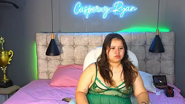 Laia and Aloby online show from January 21, 2025, 3:32 pm