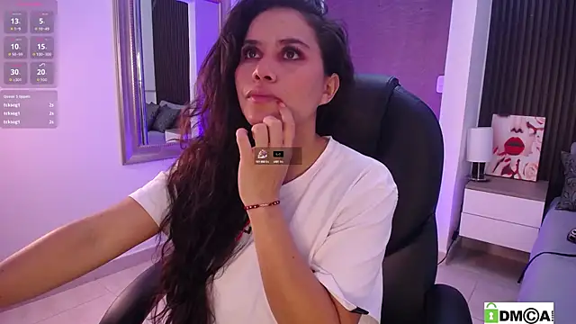 natasha  jackson online show from September 22, 2025, 12:51 pm