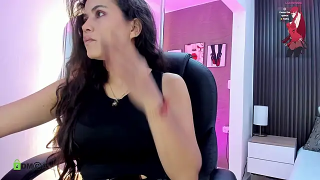 natasha  jackson online show from November 2, 2025, 12:40 pm