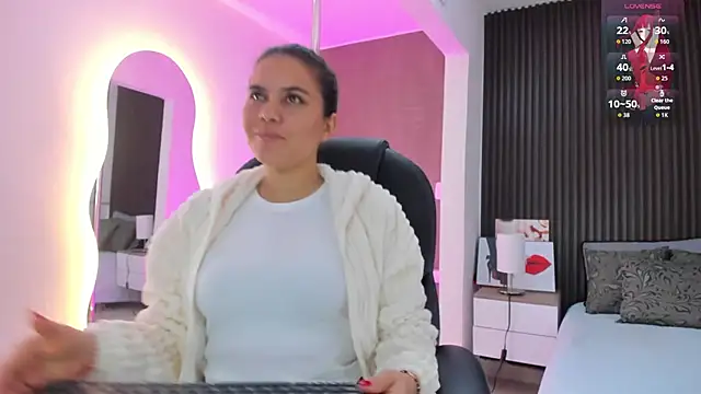 natasha  jackson online show from January 13, 2026, 2:33 pm