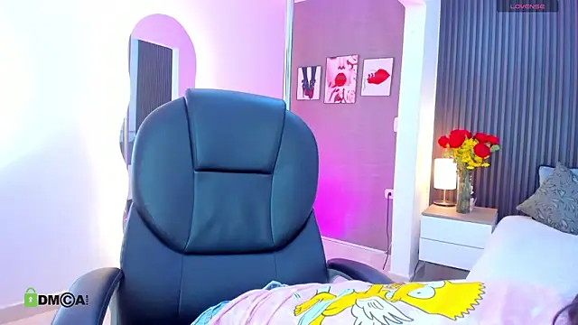 natasha  jackson online show from April 20, 2026, 12:08 pm