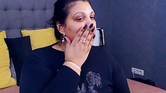 AmyCubes online show from March 15, 2025, 9:05 pm