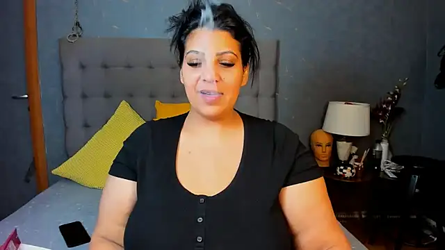 AmyCubes online show from March 22, 2026, 4:05 am