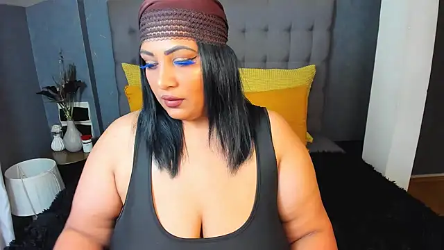 AmyCubes online show from June 5, 2026, 6:57 pm