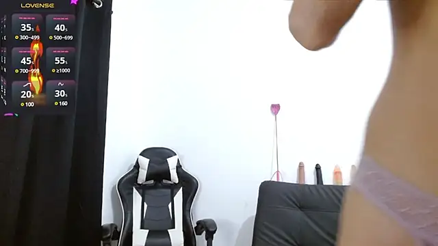 Kiara-Rider online show from March 18, 2025, 2:47 am