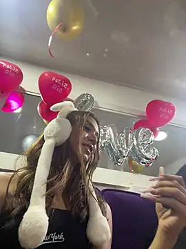 Nikol Rang   online show from February 18, 2025, 7:10 am