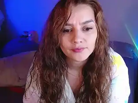 Lu perez online show from February 13, 2025, 3:18 am