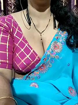 bhuvana555 online show from February 18, 2025, 11:41 pm