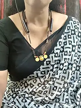 bhuvana555 online show from September 19, 2025, 4:51 pm