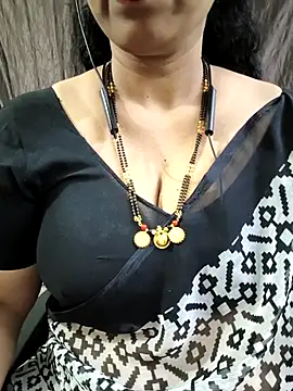 bhuvana555 online show from April 19, 2026, 6:10 pm