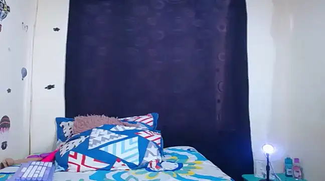 katty ebonny online show from December 6, 2024, 9:35 pm