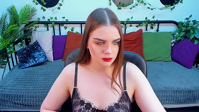 ErlineDashow online show from March 20, 2025, 5:25 pm