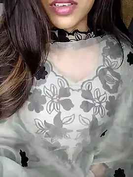 Snapshot of Sreya213 chatting on December 3, 2024, 7:44 pm Sreya213 online show from December 3, 2024, 7:44 pm