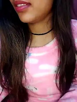 Snapshot of Sreya213 chatting on January 13, 2025, 10:14 am Sreya213 online show from January 13, 2025, 10:14 am