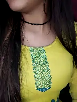 Snapshot of Sreya213 chatting on January 26, 2025, 11:18 pm Sreya213 online show from January 26, 2025, 11:18 pm