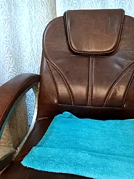 Rina777o online show from November 16, 2025, 9:04 am