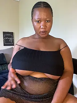 MayaPassion online show from March 10, 2025, 1:32 pm