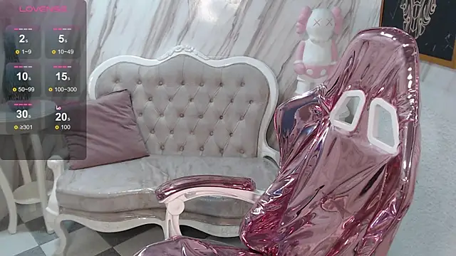 Violeth b online show from February 1, 2025, 12:37 pm