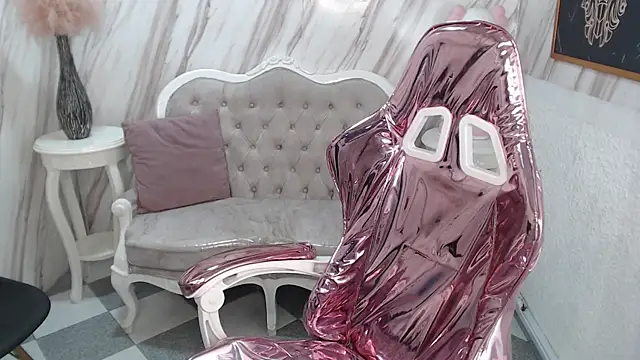 Violeth b online show from February 17, 2025, 12:38 pm