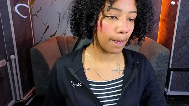 Violeth b online show from November 6, 2025, 12:50 pm