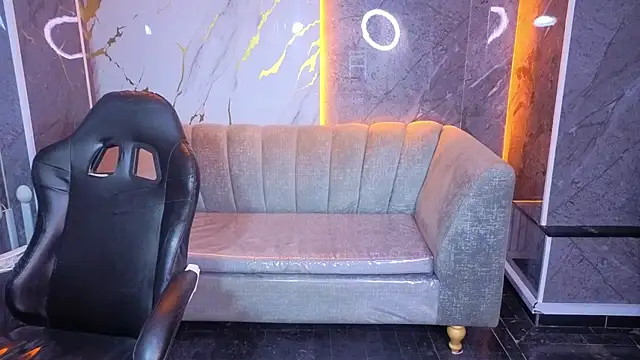 Violeth b online show from November 22, 2025, 12:48 pm