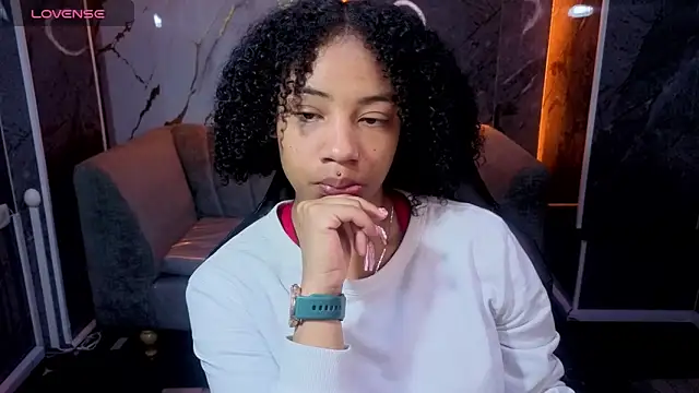 Violeth b online show from November 28, 2025, 12:41 pm