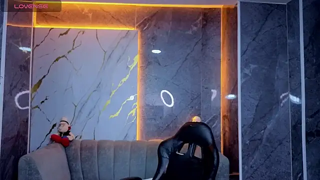 Violeth b online show from April 18, 2026, 12:53 pm